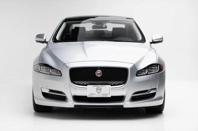 2016 Jaguar XJ R-Sport