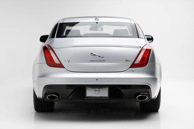 2016 Jaguar XJ R-Sport