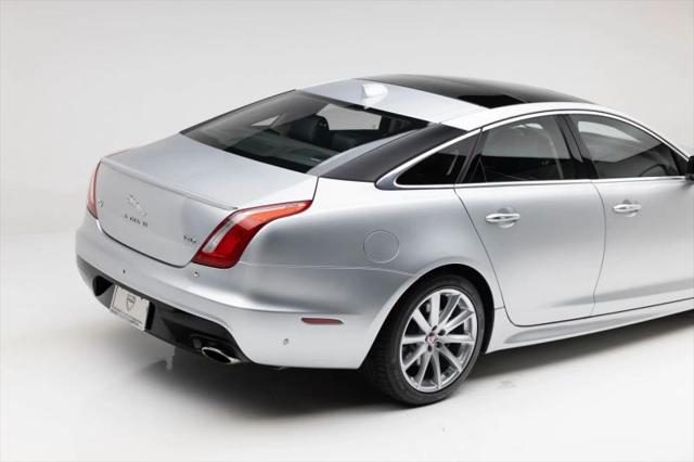 2016 Jaguar XJ R-Sport