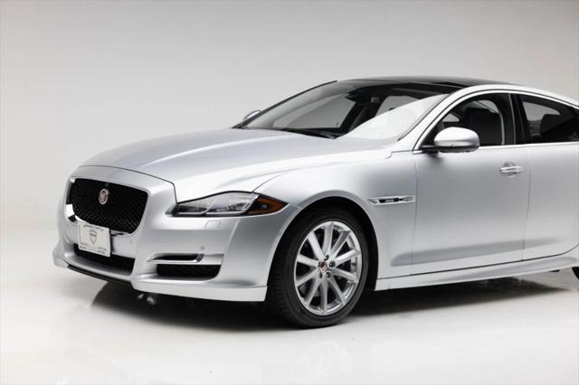 2016 Jaguar XJ R-Sport