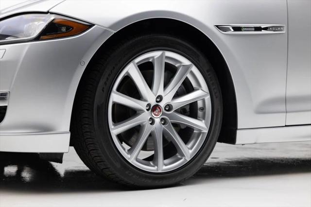 2016 Jaguar XJ R-Sport