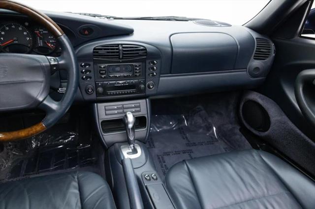 2000 Porsche 911 Carrera