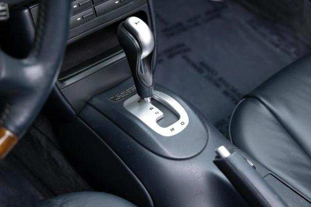 2000 Porsche 911 Carrera