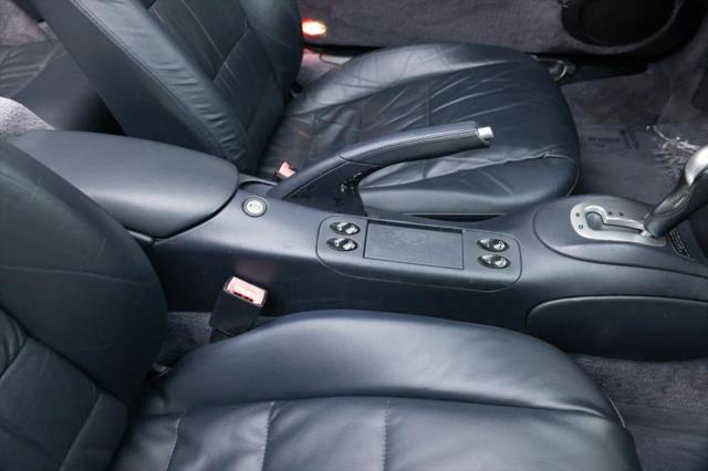 2000 Porsche 911 Carrera