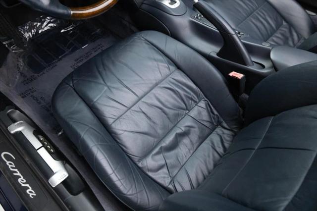 2000 Porsche 911 Carrera
