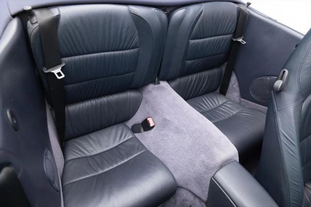 2000 Porsche 911 Carrera