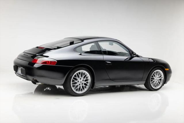 2001 Porsche 911 Carrera 4