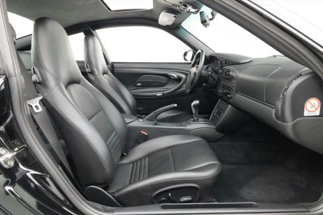 2001 Porsche 911 Carrera 4