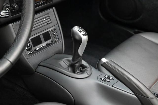 2001 Porsche 911 Carrera 4