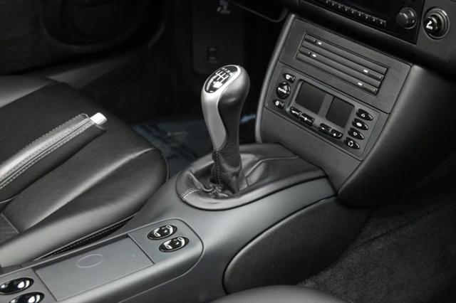 2001 Porsche 911 Carrera 4