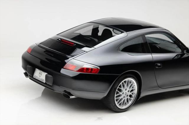 2001 Porsche 911 Carrera 4