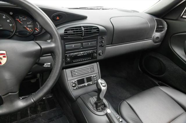 2001 Porsche 911 Carrera 4