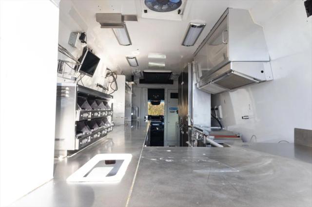 2021 Mercedes-Benz Sprinter 4500 High Roof V6