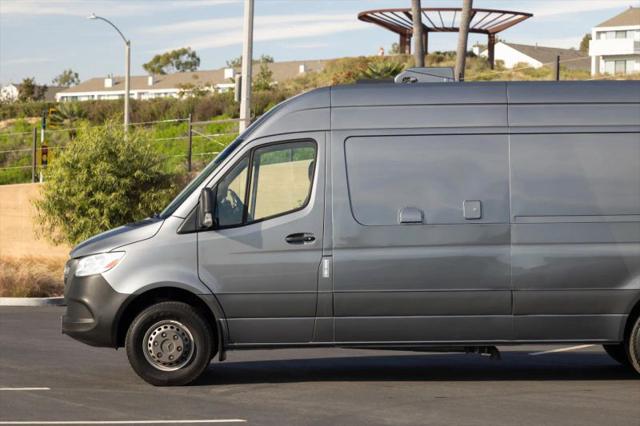 2021 Mercedes-Benz Sprinter 4500 High Roof V6