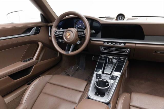 2024 Porsche 911 Carrera Cabriolet