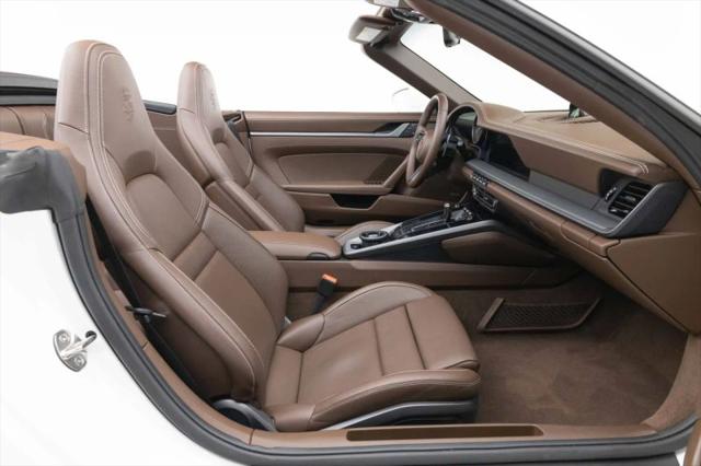 2024 Porsche 911 Carrera Cabriolet