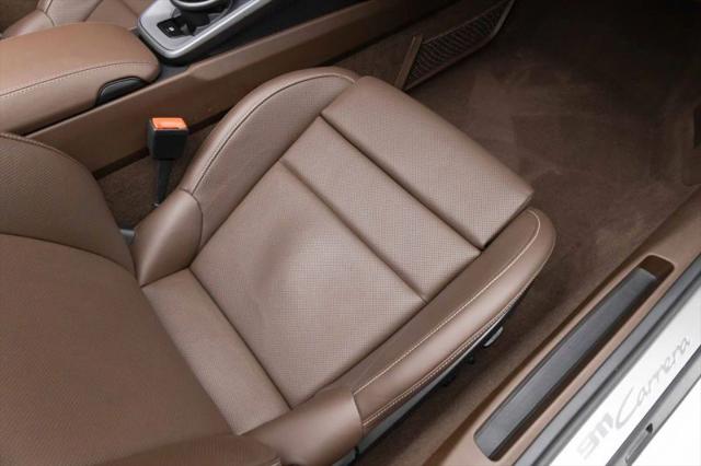 2024 Porsche 911 Carrera Cabriolet
