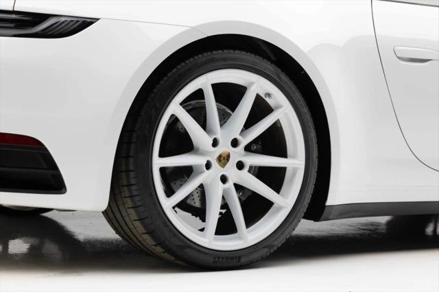 2024 Porsche 911 Carrera Cabriolet