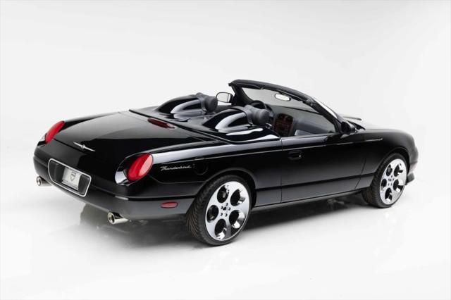 2002 Ford Thunderbird Base