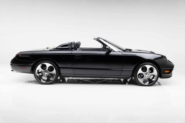 2002 Ford Thunderbird Base