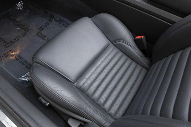 2002 Ford Thunderbird Base