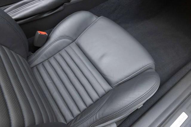 2002 Ford Thunderbird Base