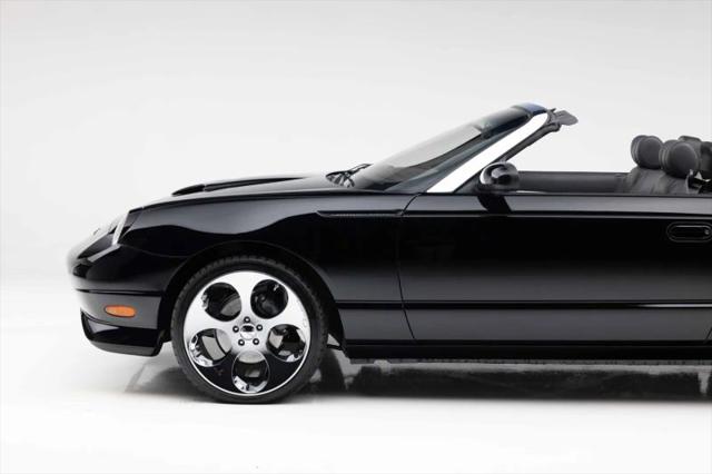 2002 Ford Thunderbird Base
