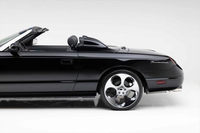 2002 Ford Thunderbird Base