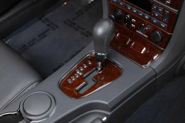2002 Ford Thunderbird Base