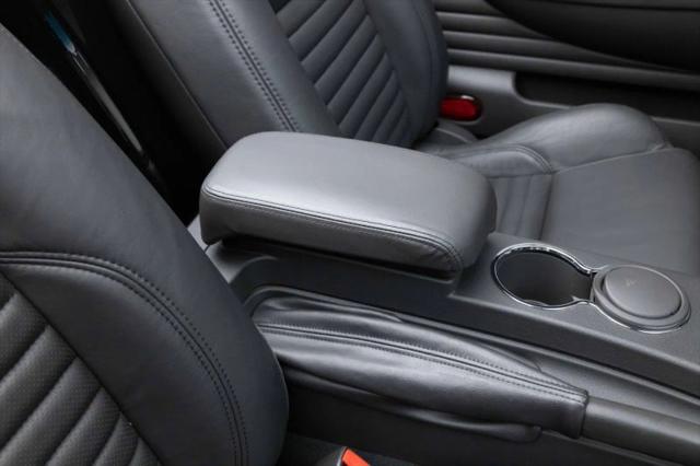 2002 Ford Thunderbird Base