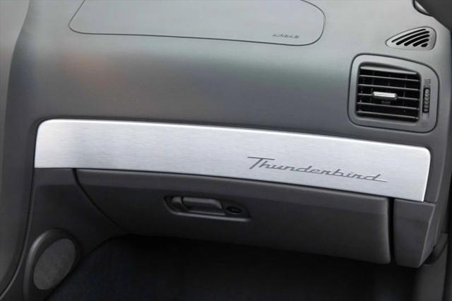 2002 Ford Thunderbird Base