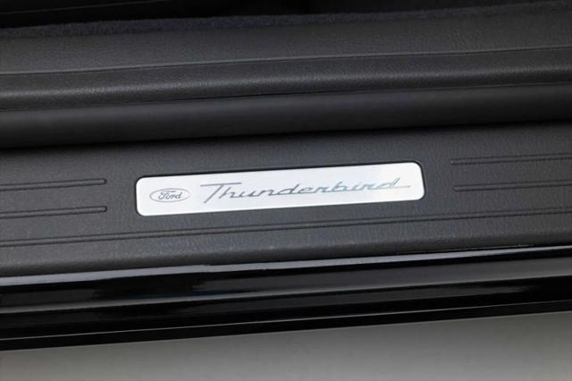 2002 Ford Thunderbird Base