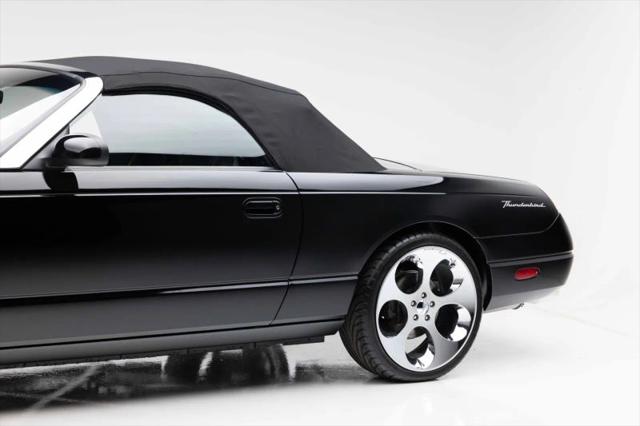 2002 Ford Thunderbird Base