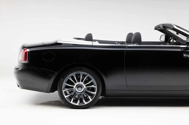 2019 Rolls-Royce Dawn Base