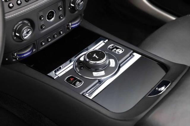 2019 Rolls-Royce Dawn Base
