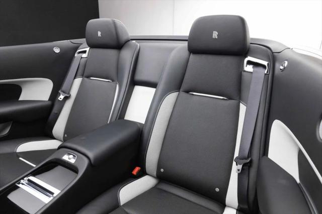 2019 Rolls-Royce Dawn Base