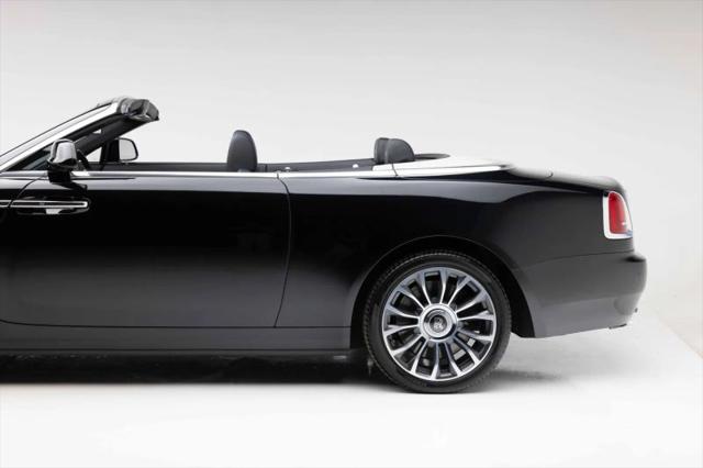 2019 Rolls-Royce Dawn Base