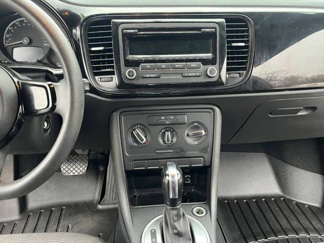 2014 Volkswagen Beetle 1.8T Entry