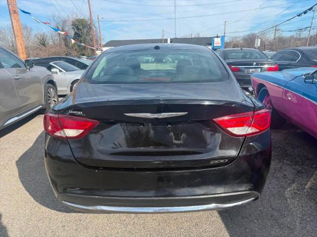 2015 Chrysler 200 Limited