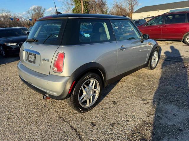 2006 MINI Cooper Base