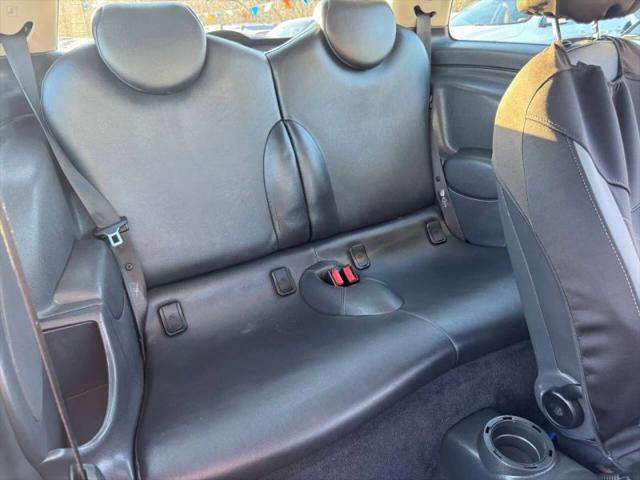 2006 MINI Cooper Base