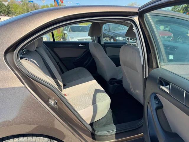 2011 Volkswagen Jetta 2.0L S