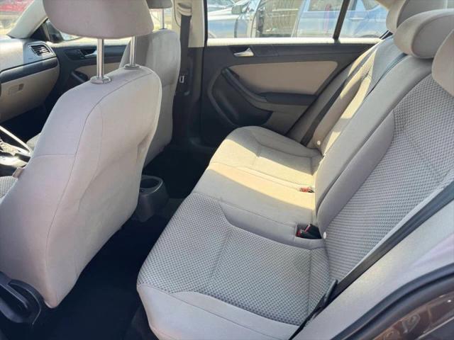 2011 Volkswagen Jetta 2.0L S
