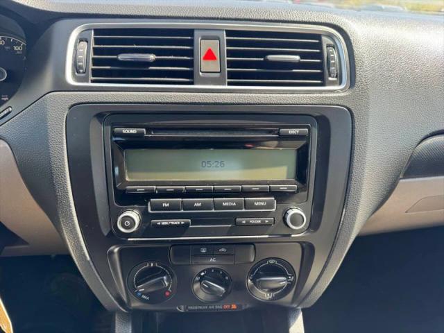 2011 Volkswagen Jetta 2.0L S