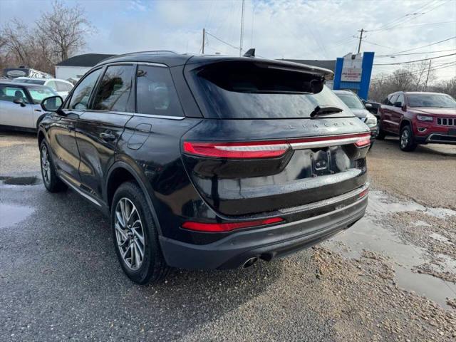 2022 Lincoln Corsair Standard