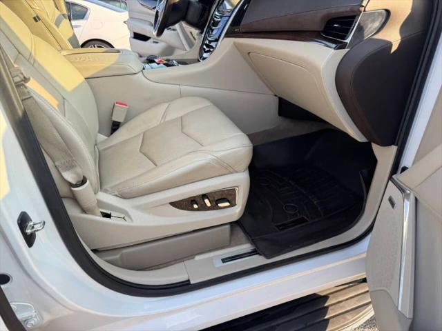 2017 Cadillac Escalade ESV Premium Luxury