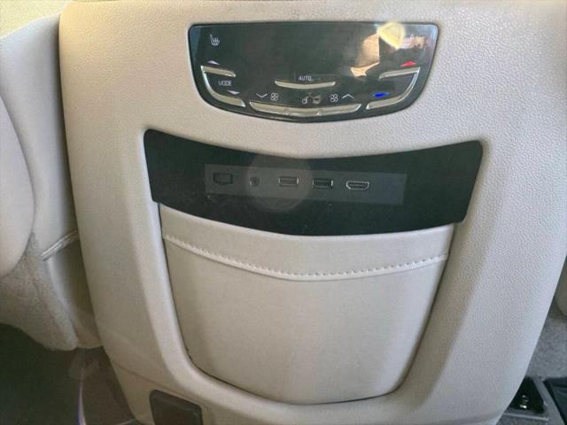 2017 Cadillac Escalade ESV Premium Luxury