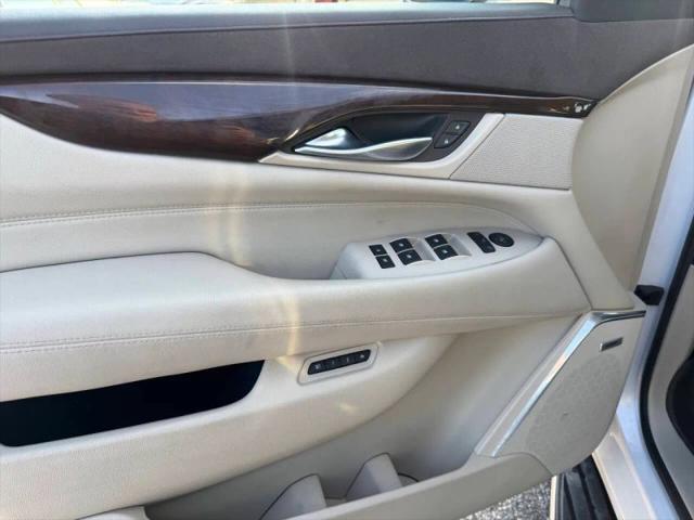 2017 Cadillac Escalade ESV Premium Luxury