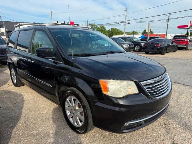 2014 Chrysler Town & Country Touring