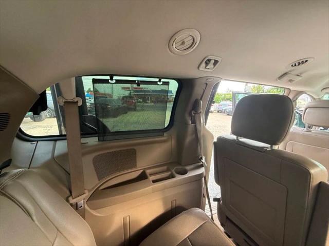2014 Chrysler Town & Country Touring